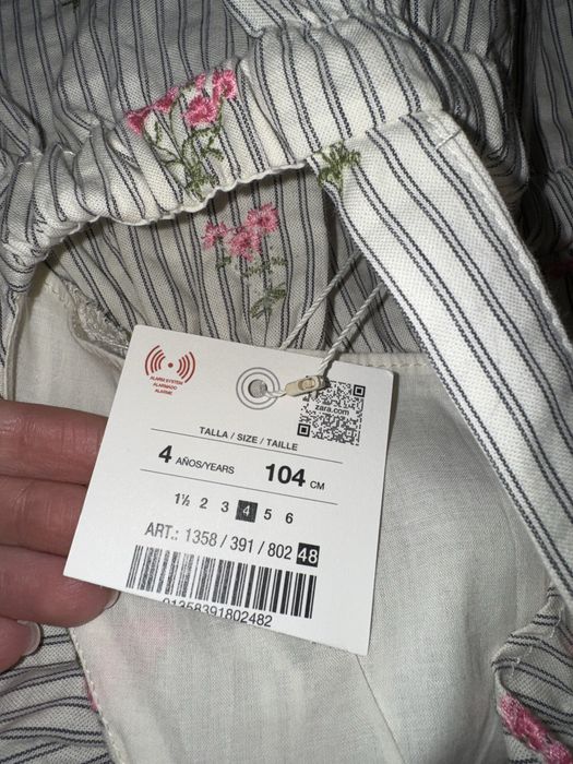 Дитячій комбінезон Zara, на 4р(104см), новий з біркою