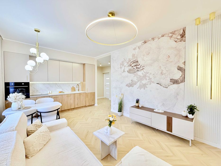 Konin | 3 pokoje z aneksem | Balkon | 2 Piętro | 50 m2 | Po remoncie