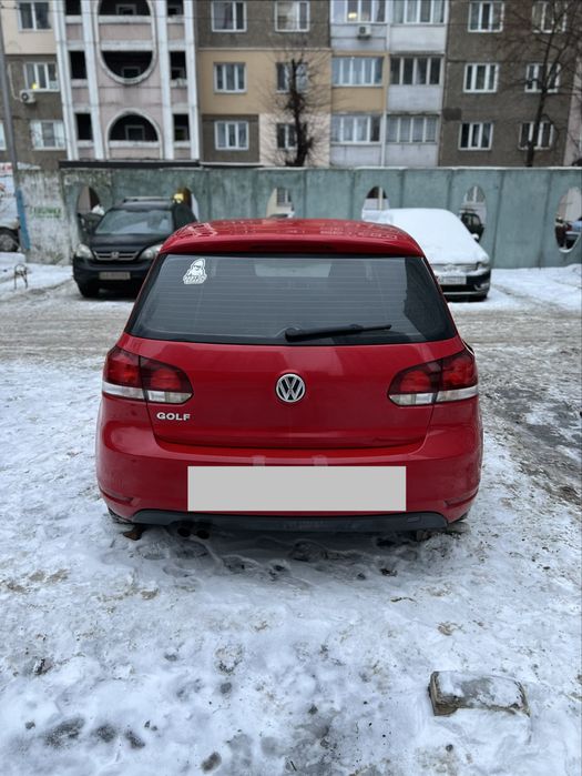 Продам Volkswagen Golf 2012