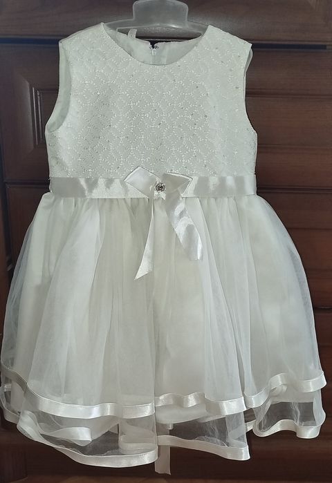 Нарядное белое платье, платье снежинки на девочку 1,5-2 года
