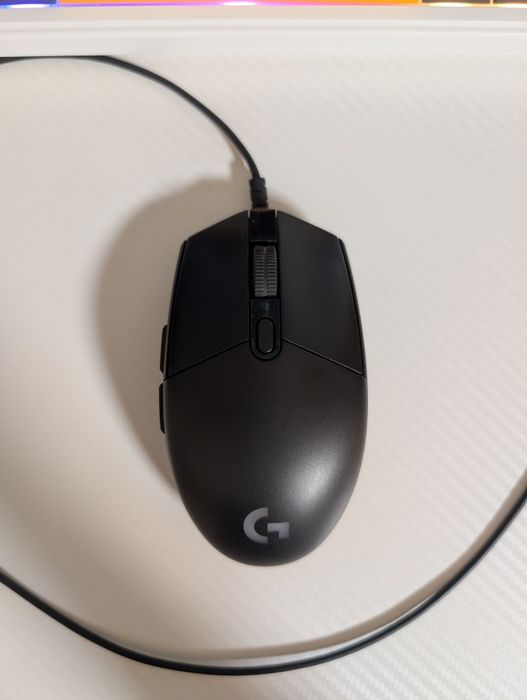 Миша Logitech g102