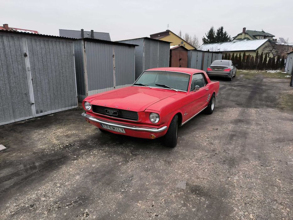 FORD MUSTANG 1966 V8 4.7 Coupe Automat