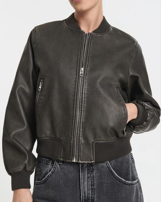 Бомбер, шкіряний бомбер, байкерська куртка, sinsay, bershka, cher17