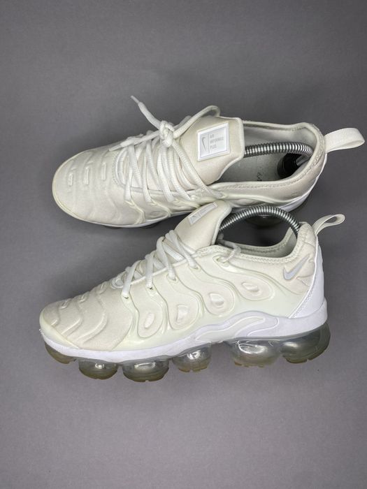 Nike Vapor max стильні кросівки база кроссовки базовые 40.5р нацк ориг