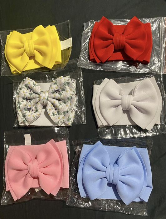 Шапки з тюрбанами і банти