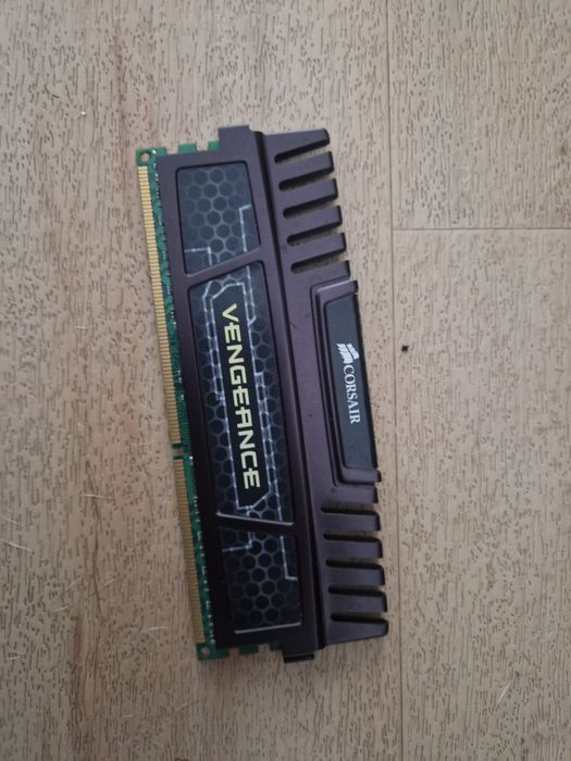 Corsair Vengeance 8GB RAM 264752329112323120