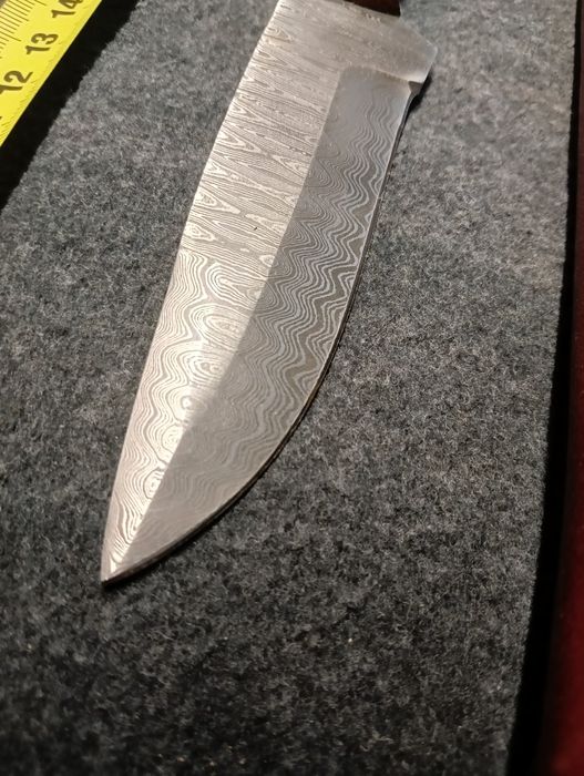 Nóż Damast kuty z pochwą