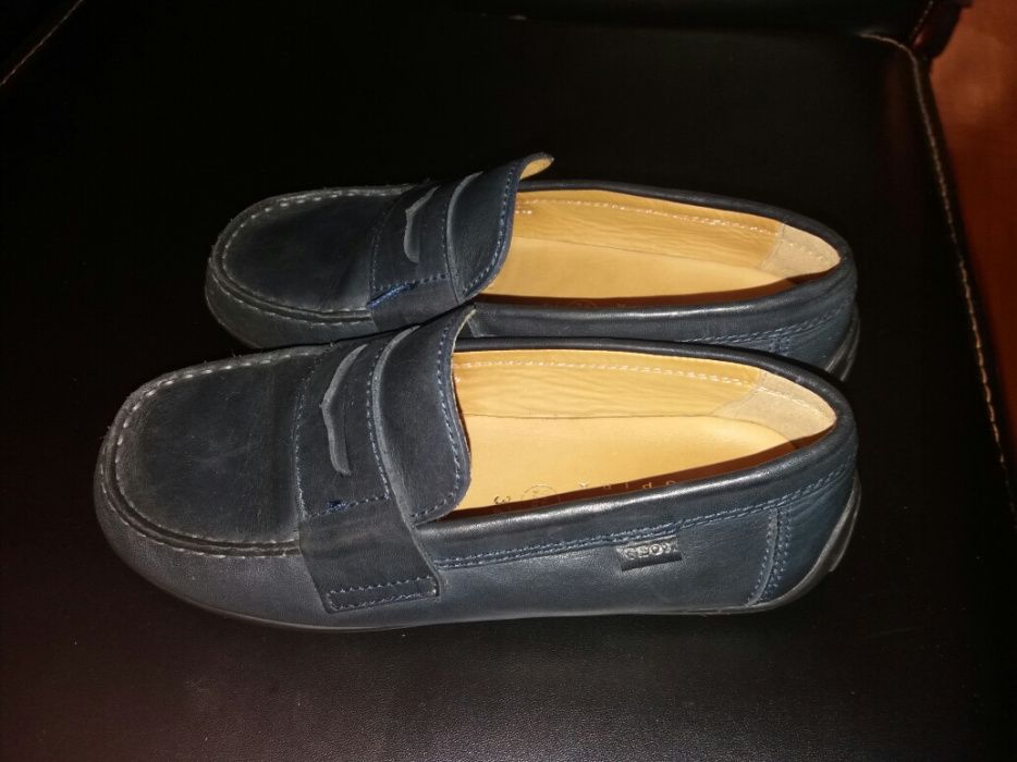 Sapatos criança tamanho 32 geox