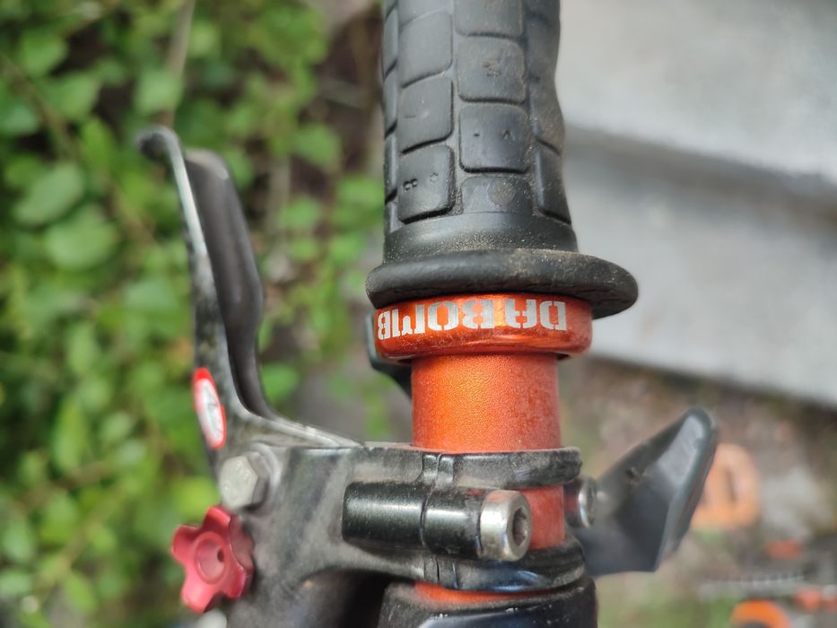 Downhill rower 26" rockshox raceface dartmoor dh full suspension