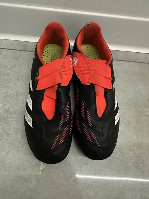 Buty sportowe.