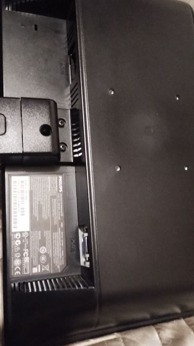 монітор philips 17