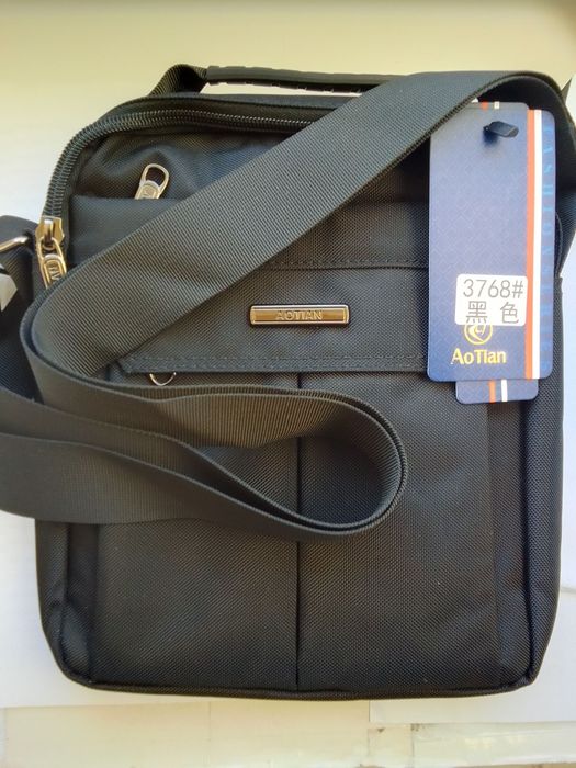 Продам мужскую сумку