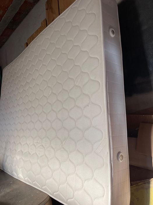 Colchão casal 140x190