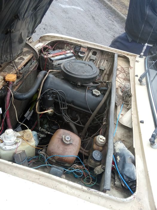 Продам ваз 2106 на бойовому ходу