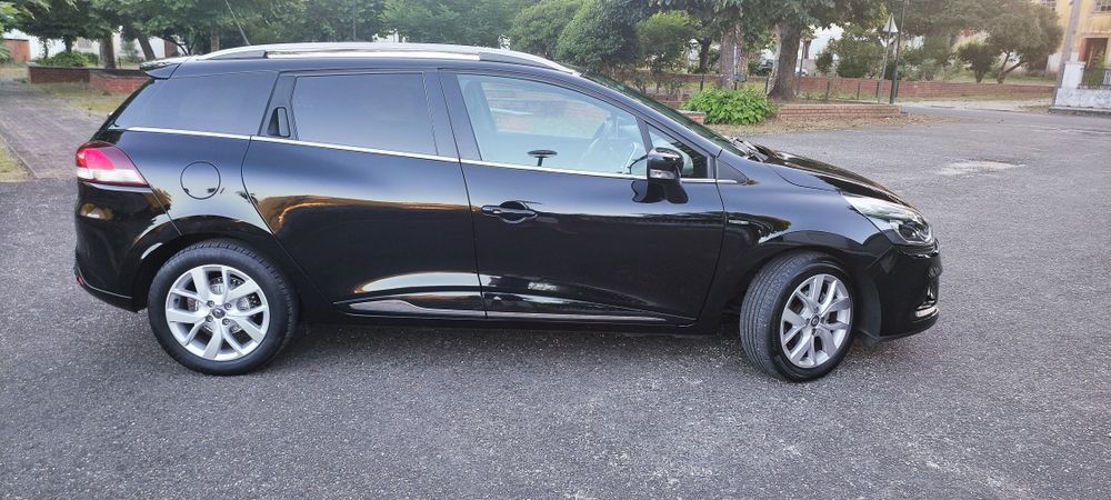 Renault Clio Sport Tourer Limited TCe 0.9