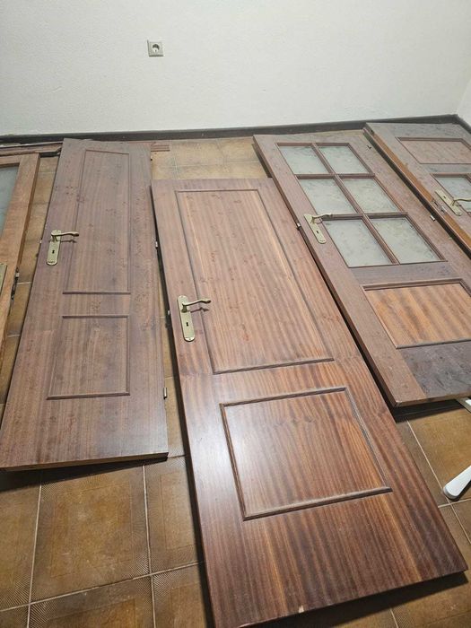 Portas de madeira interiores