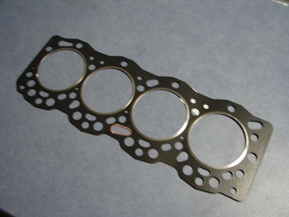 Usczelka głowicy Zefir 85 YTO pronar