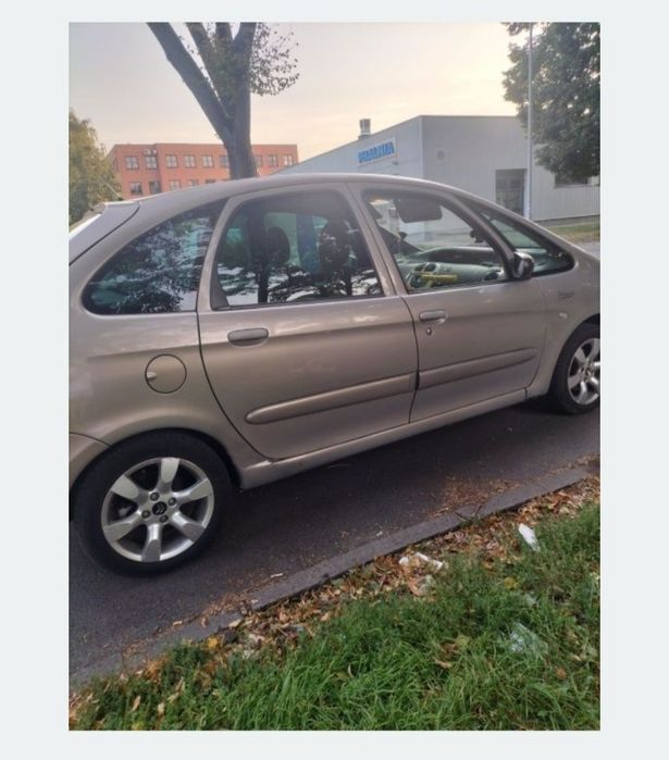 sprzedam citroena cara pikasso