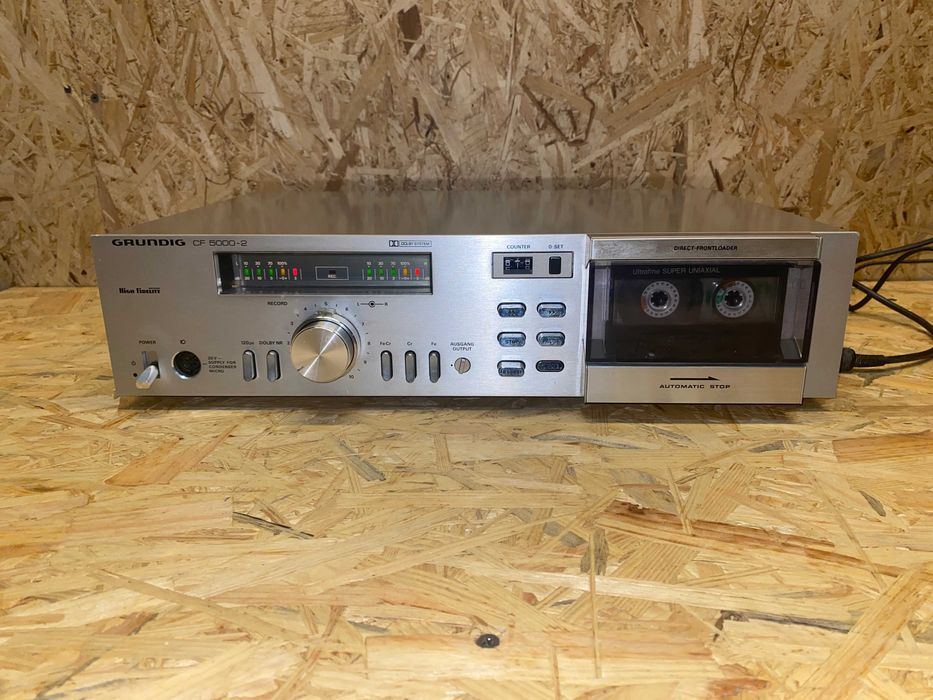 Magnetofon Deck Grundig CF 5000-2  (filmik pokazowy)