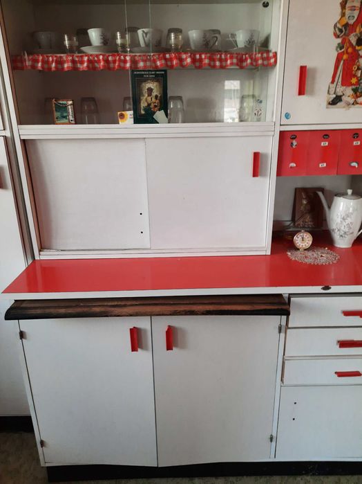 Meble kuchenne z czasów PRL