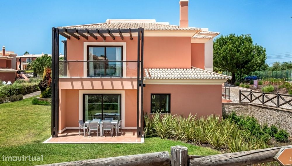 Apartamento em empreendimento turístico à venda em Carvoeiro, Algarv