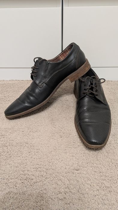 Półbuty  męskie skòrzane Bugatti rozmiar 43/27,5.