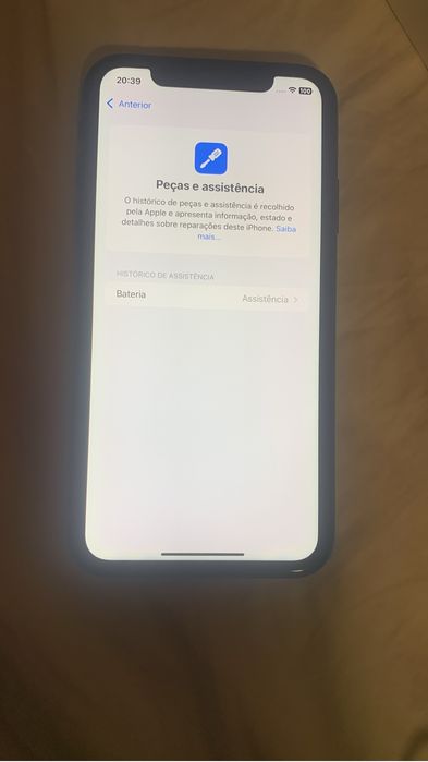iPhone XR unlocked and carrier-free64737985783425124