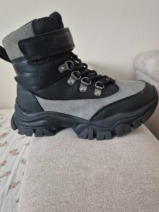 Продам зимові черевички