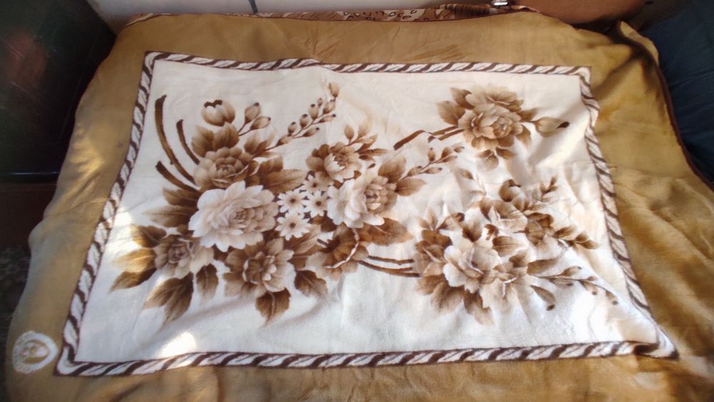 Одеяло - покрывало красивое