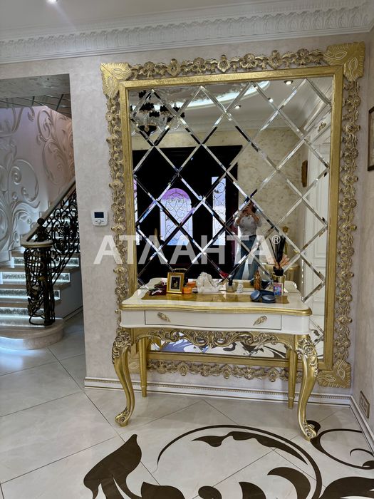 Елітний будинок у Совіньйоні —  життя преміум-класу