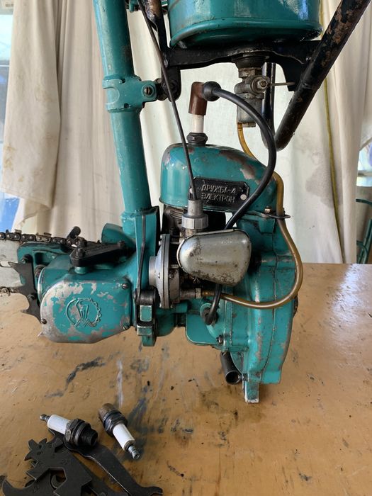 Бензопила Дружба 4