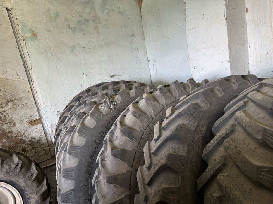 380/90R46 Bkt/Michelin 2 комплекта