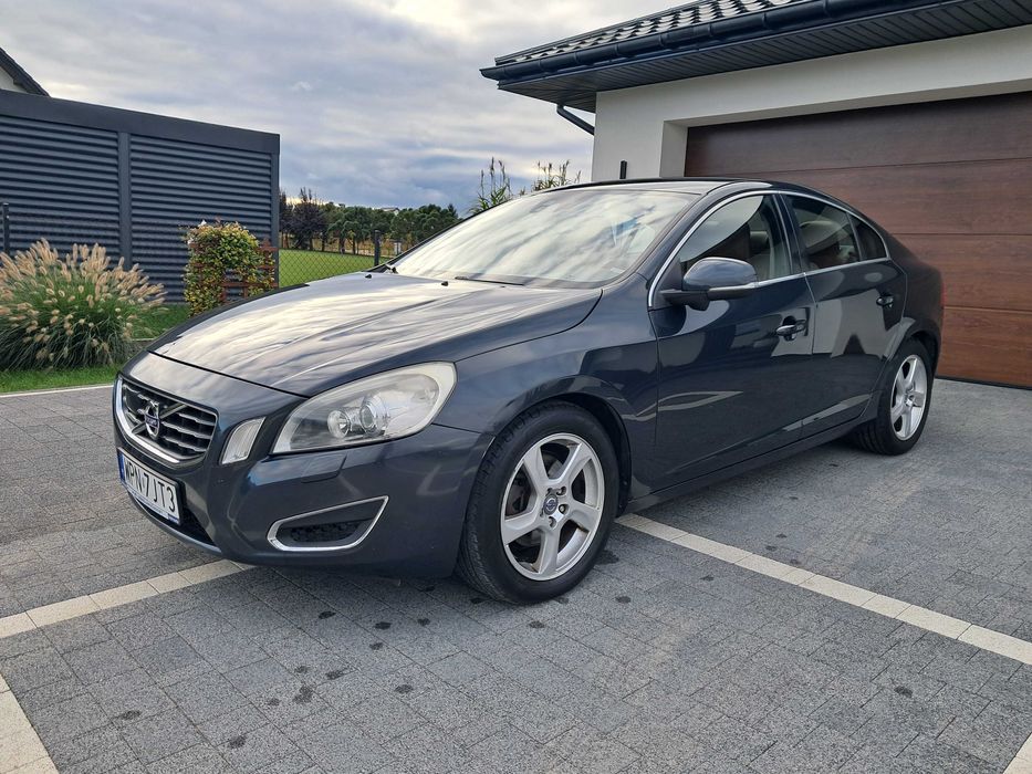 Volvo S60