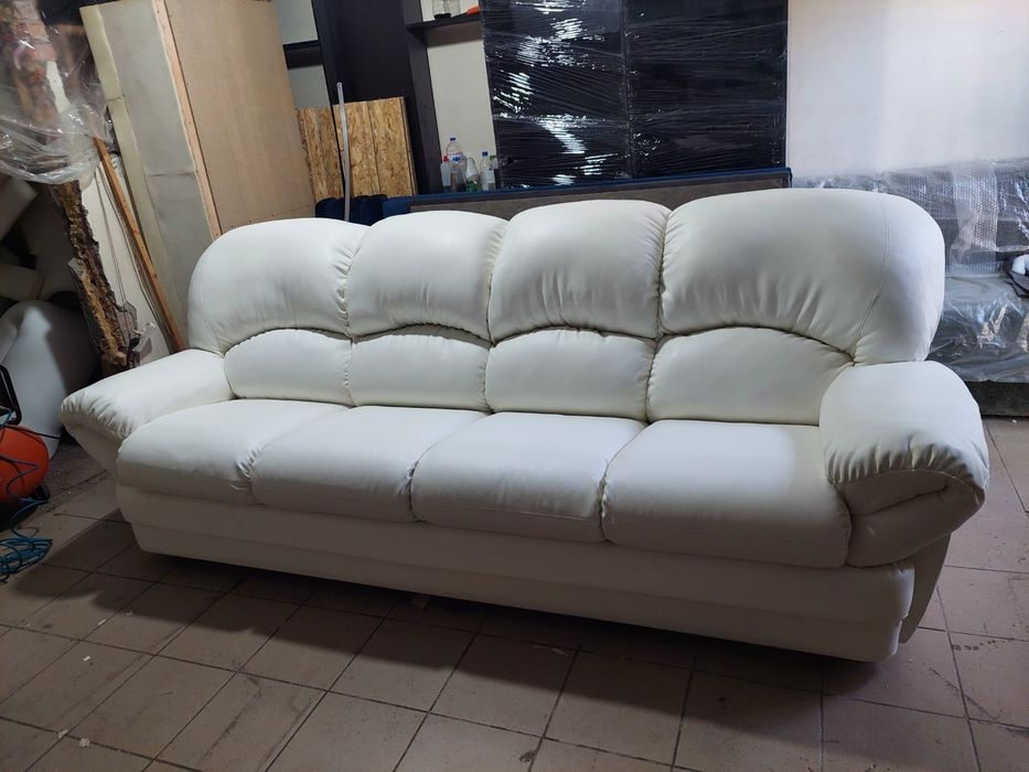 Перетяжка та реставрування меблів