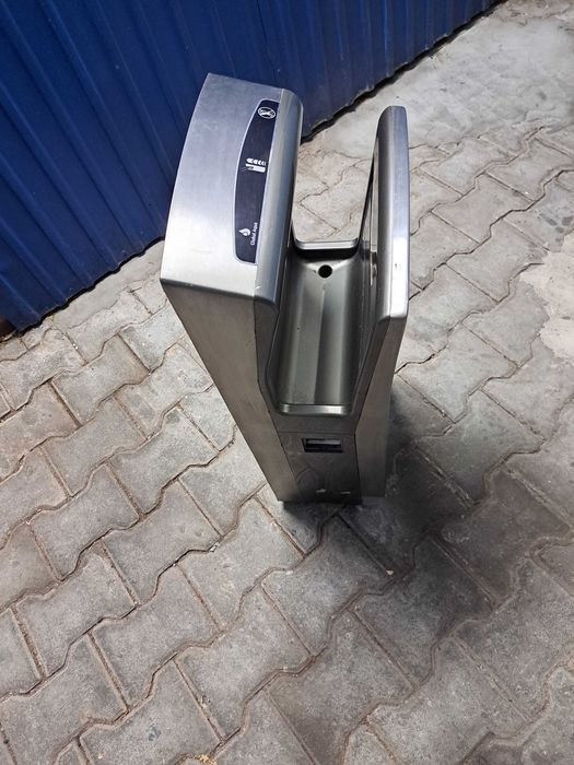 Secador de mãos em bom estado