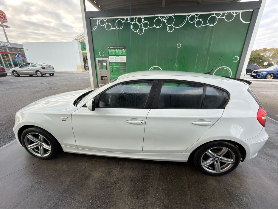 BMW 116d    2000 celindrada 2010
