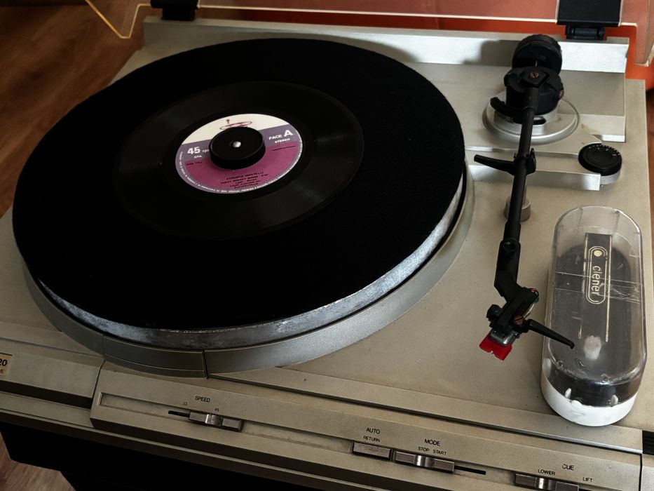Gira discos Garrard B-20