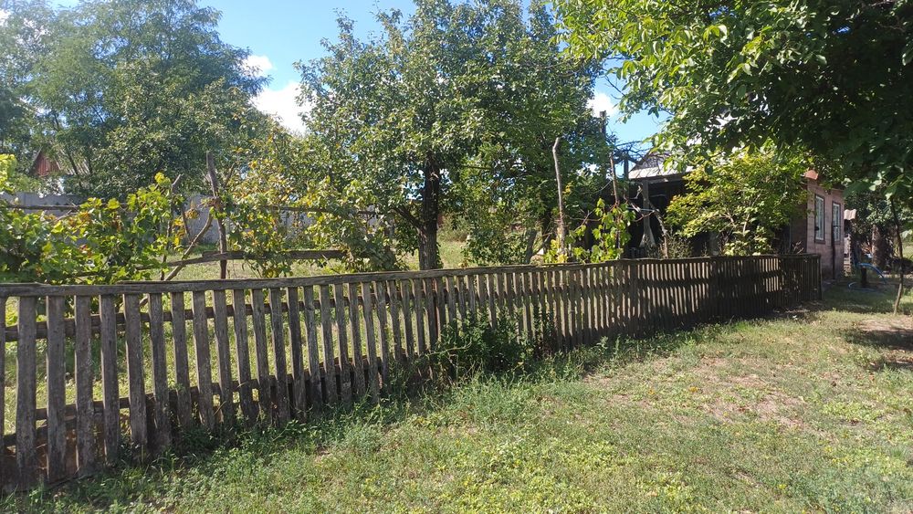 продам приватний будинок