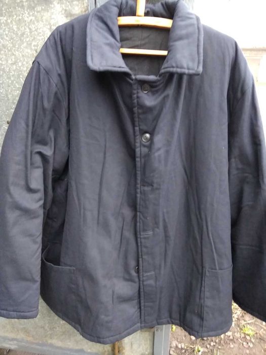 Продам спецодежду (куртки ватные, штаны ватные, рукавицы)