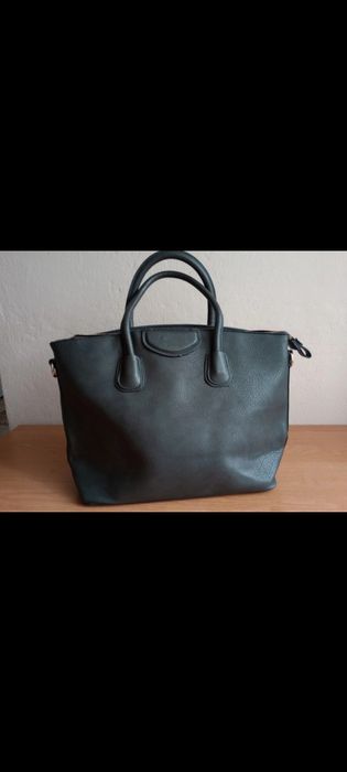 Duża torba mieszcząca A4