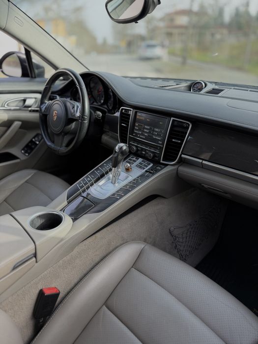 Porsche Panamera 3.0D 250cv
