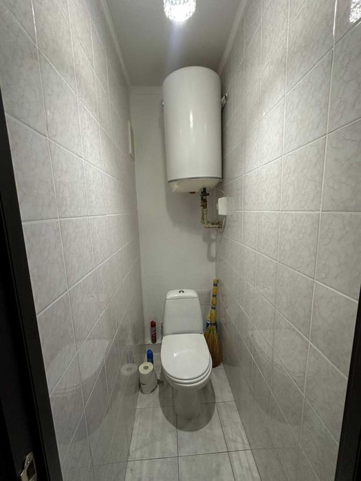 Продам просторную 2-к квартиру с ремонтом проспект Мира Левобережный