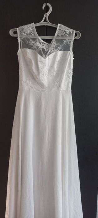 Сукня жіноча святкова