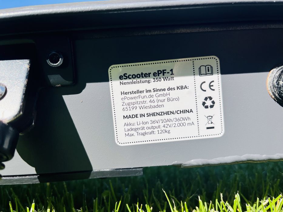 Hulajnoga elektryczna eScooter ePF-1 (22km/h) 33km