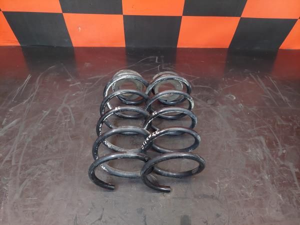 Mola suspensão OPEL Corsa D