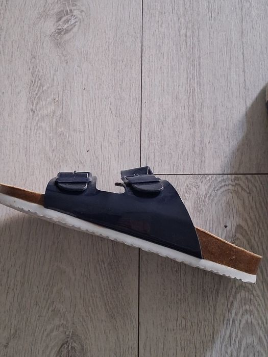 Klapki damskie rozm.38,5
