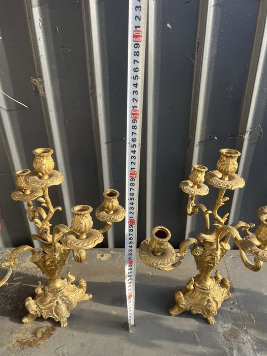 Бронзові підсвічники