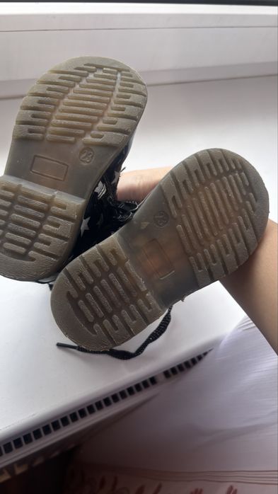 Черевики, ботинки, чобітки дитячі