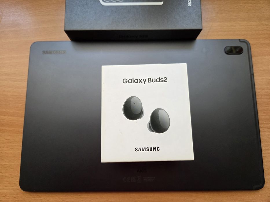 Auriculares Samsung galaxy Buds 2 Como Novos