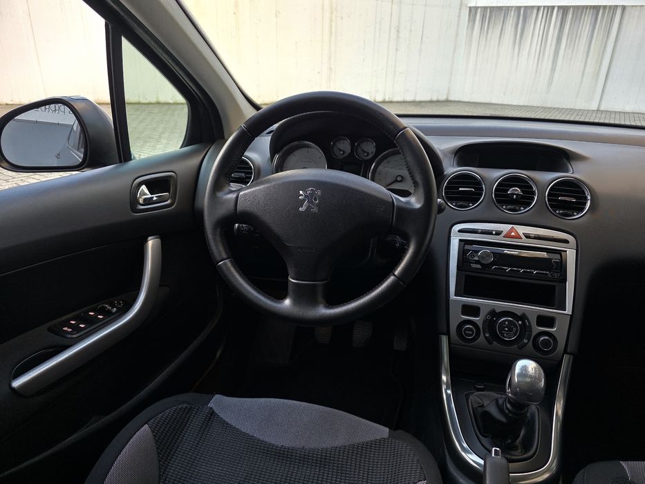 Peugeot 308 SPORT 1.6HDI 110CV  - Excepcional